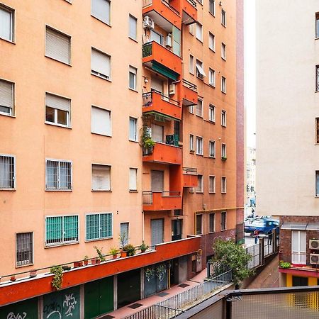 Apartment Near Central Station Милан Экстерьер фото