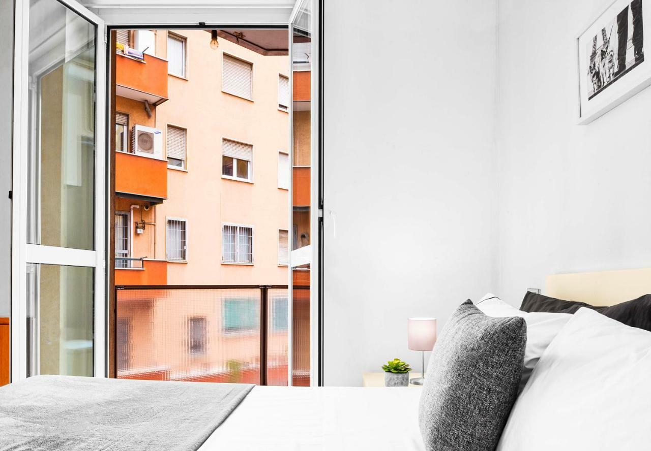 Apartment Near Central Station Милан Экстерьер фото